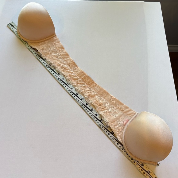 La Senza Beyond Sexy Pink Front Close Lace Strapless Bra Size 38B - Picture 9 of 10